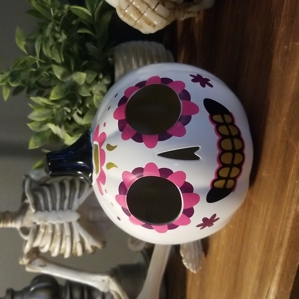 Halloween Sugar Skull Light Up Pumpkin. NEW